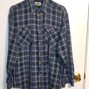 Timber Trail Men's M casual button down shirt